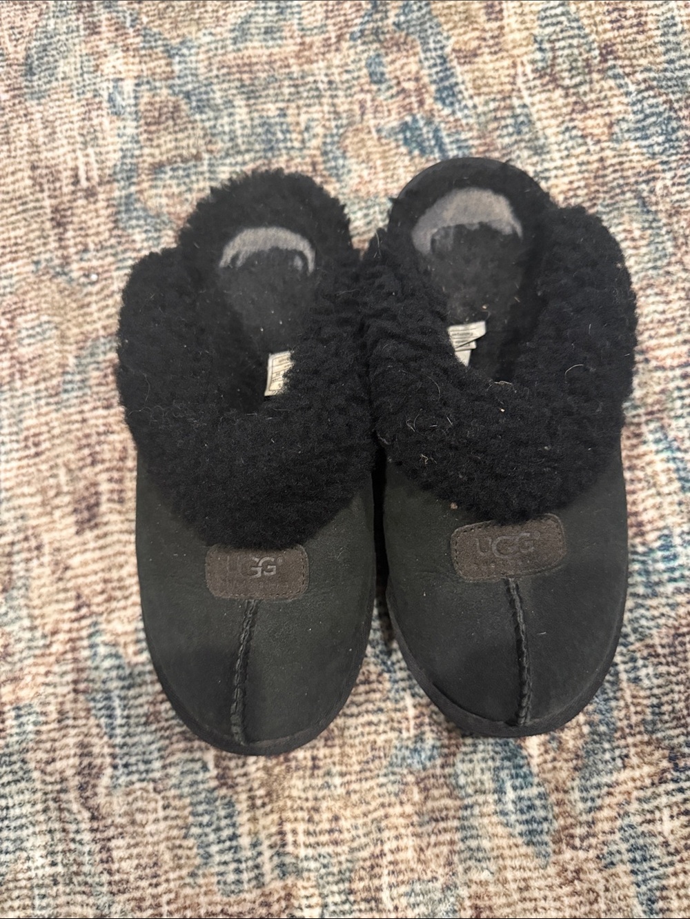 Women Authentic UGG Black Fuzzy Slippers